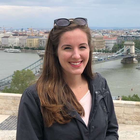 Meet your Posher, Maddie - Picture 1 of 1